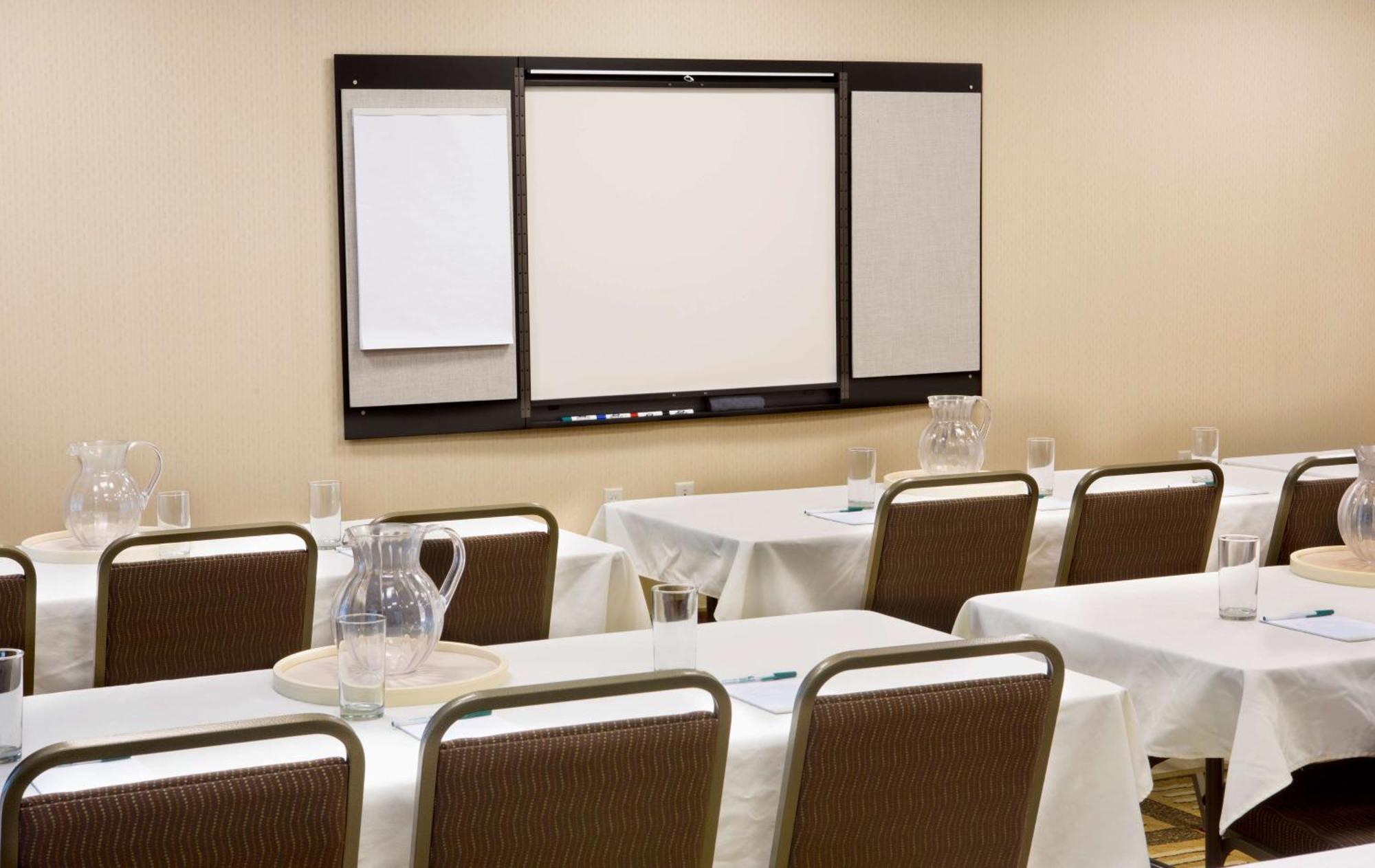 Homewood Suites By Hilton Newport-Middletown Esterno foto